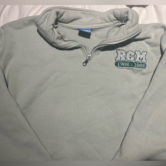 Vintage embroidered 1/4 zip - Picture 2 of 3